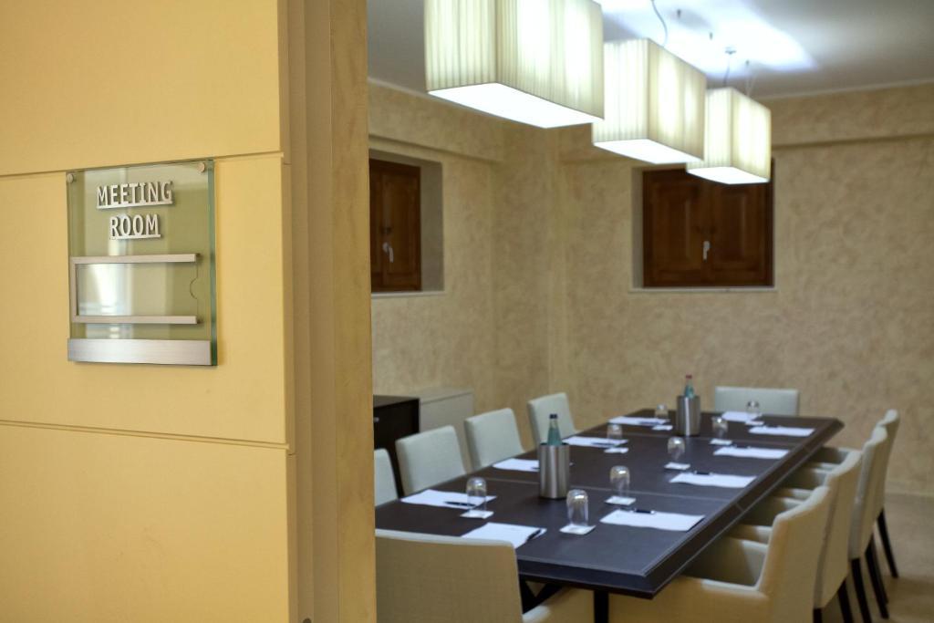 La Dimora Del Baco Hotel LʼAquila Kültér fotó