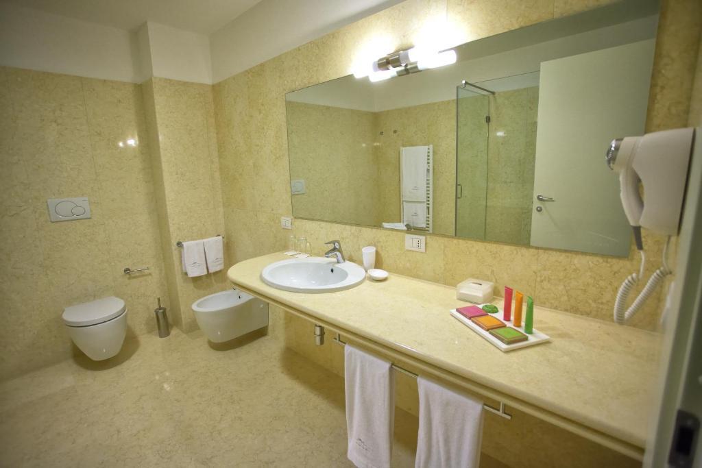 La Dimora Del Baco Hotel LʼAquila Szoba fotó